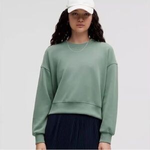 Lululemon Perfectly Oversized Cropped Crew *Softstreme, size 4, Tidewater Teal
